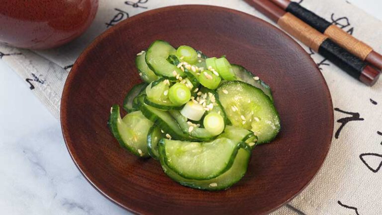 Ganz einfach: Asiatischer Gurkensalat – Ning kocht Süß-Sauer nicht